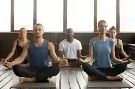 Meditasi Rutin Mengurangi Tingkat Stres Harian