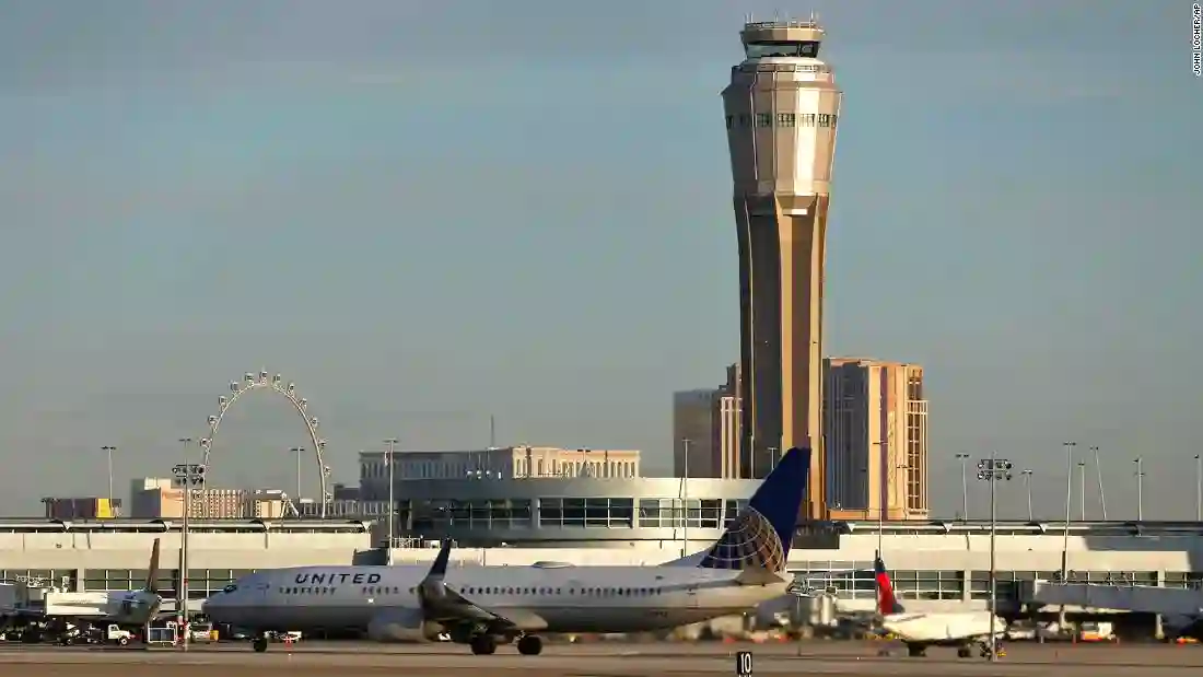 Bandara Las Vegas termasuk di antara 40 bandara di AS yang menghadapi pengurangan penerbangan akibat penutupan pemerintah